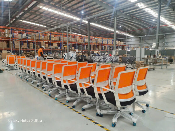 Ghế xoay lưng lưới The City Java-T01 - Ảnh 10