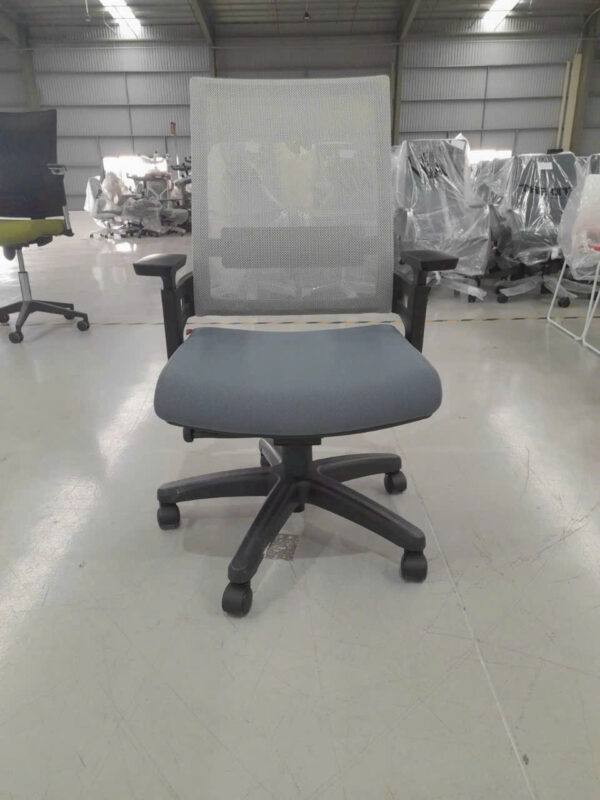 Ghế xoay văn phòng lưng lưới M1085-03 - Ảnh 5